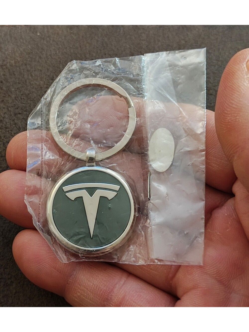 Tesla Logo Chrome & Black Background Keychain